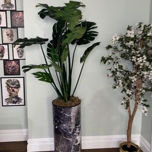 Fake plant beautiful modern moving so downgrading